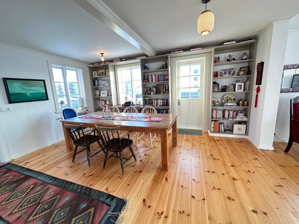 A New House That Is A Mix Of An Historic House Holiday home *