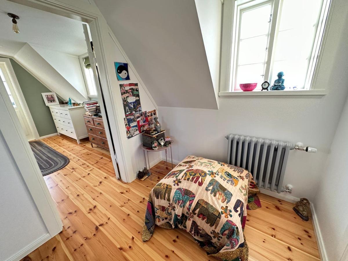 A New House That Is A Mix Of An Historic House *