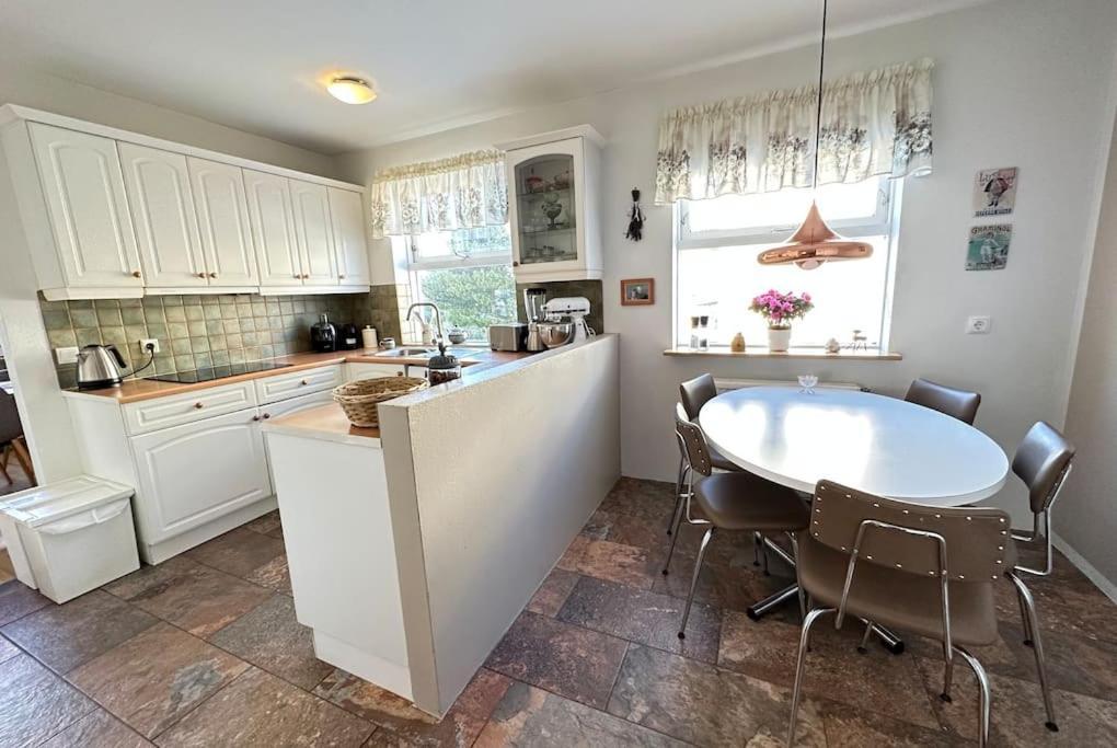 Spacious And Family Friendly In Apartment Reykjavik
