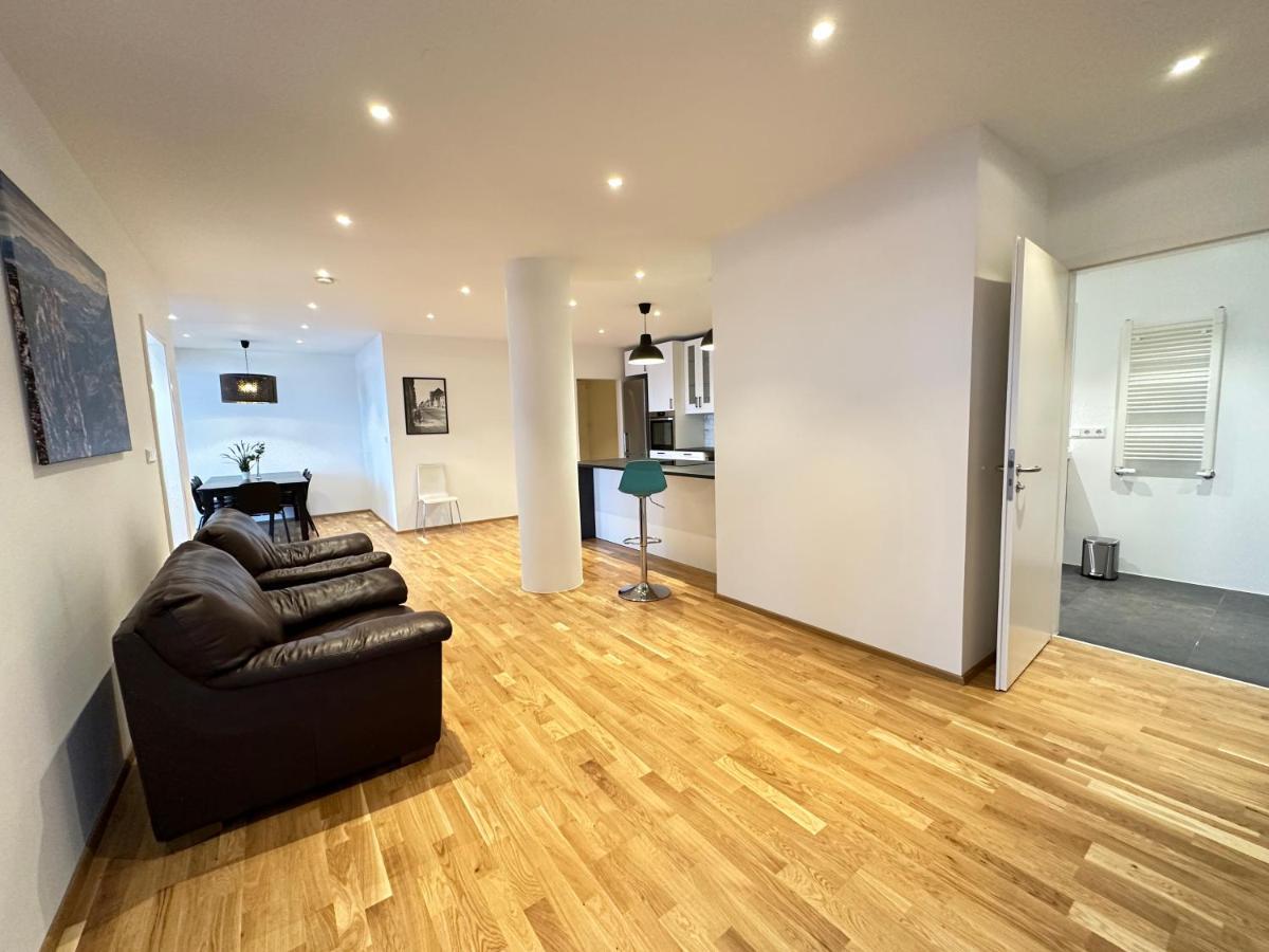 Modern And Spacious 4br Apartment,only 3 Km Drive From Downtown Reykjavík