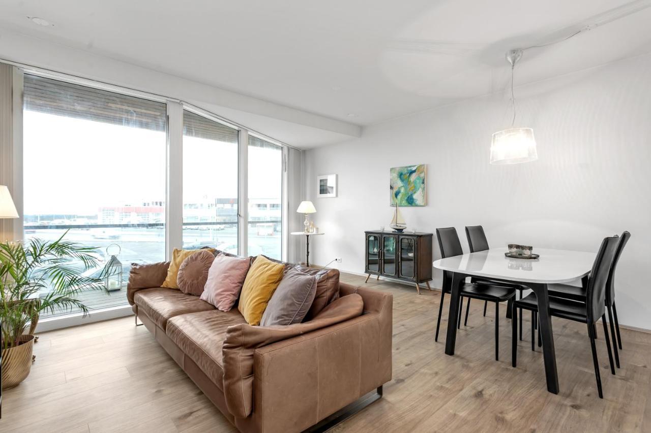 Stylish By The Sea Apartment *
