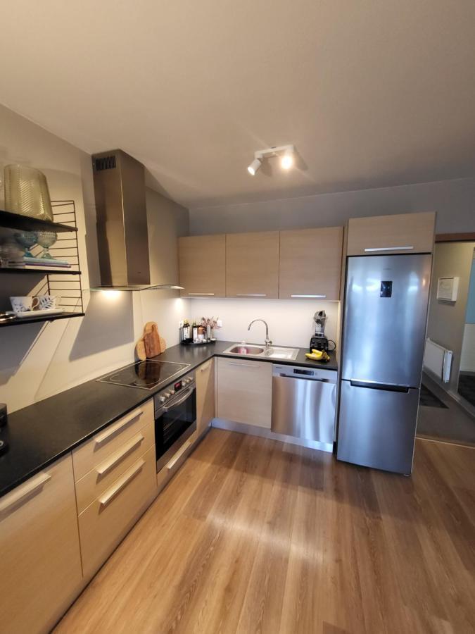 Apartment Cozy 2 - Bedroom In Amazing Location.