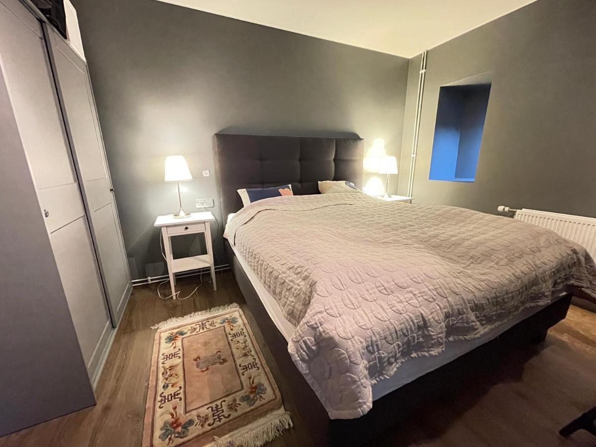 Сasa de vacaciones Modern Family Friendly House Centrally Located In *