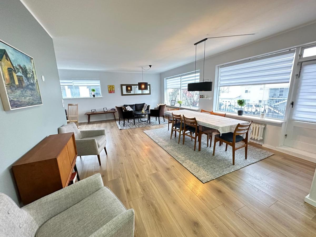 Apartment Spacious And Family Friendly In