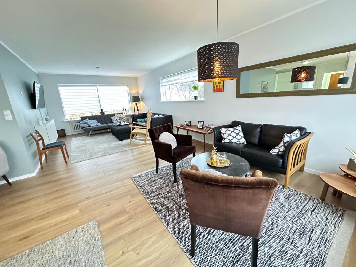 Apartment Spacious And Family Friendly In