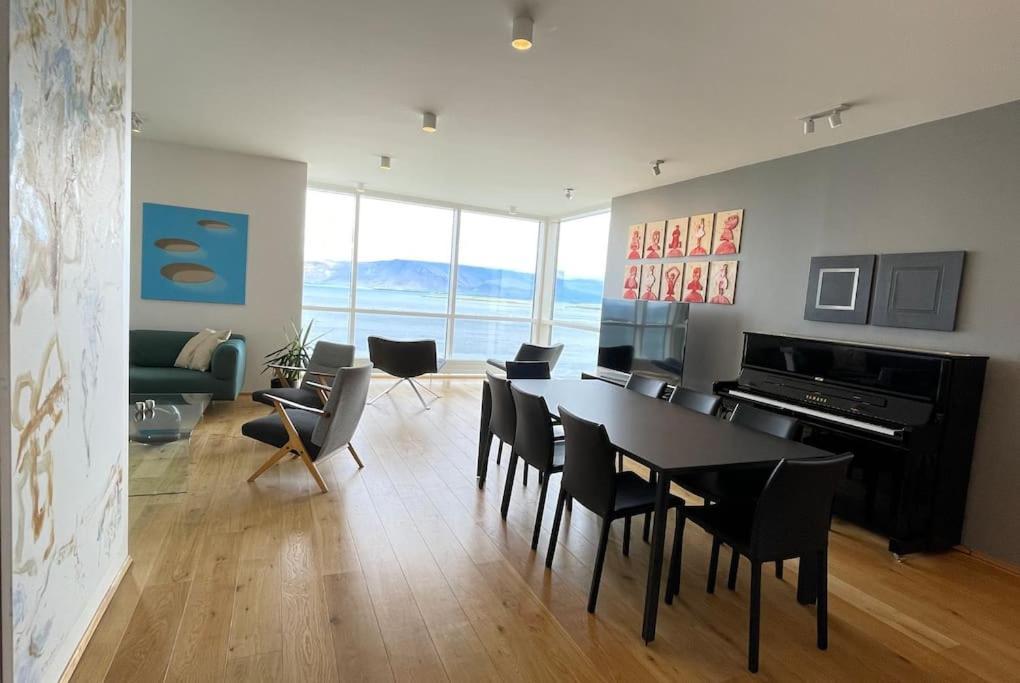Apartment Luxury Downtown With Stunning Views *