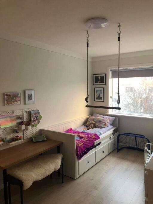 With 4 Bedrooms - Center Apartamento