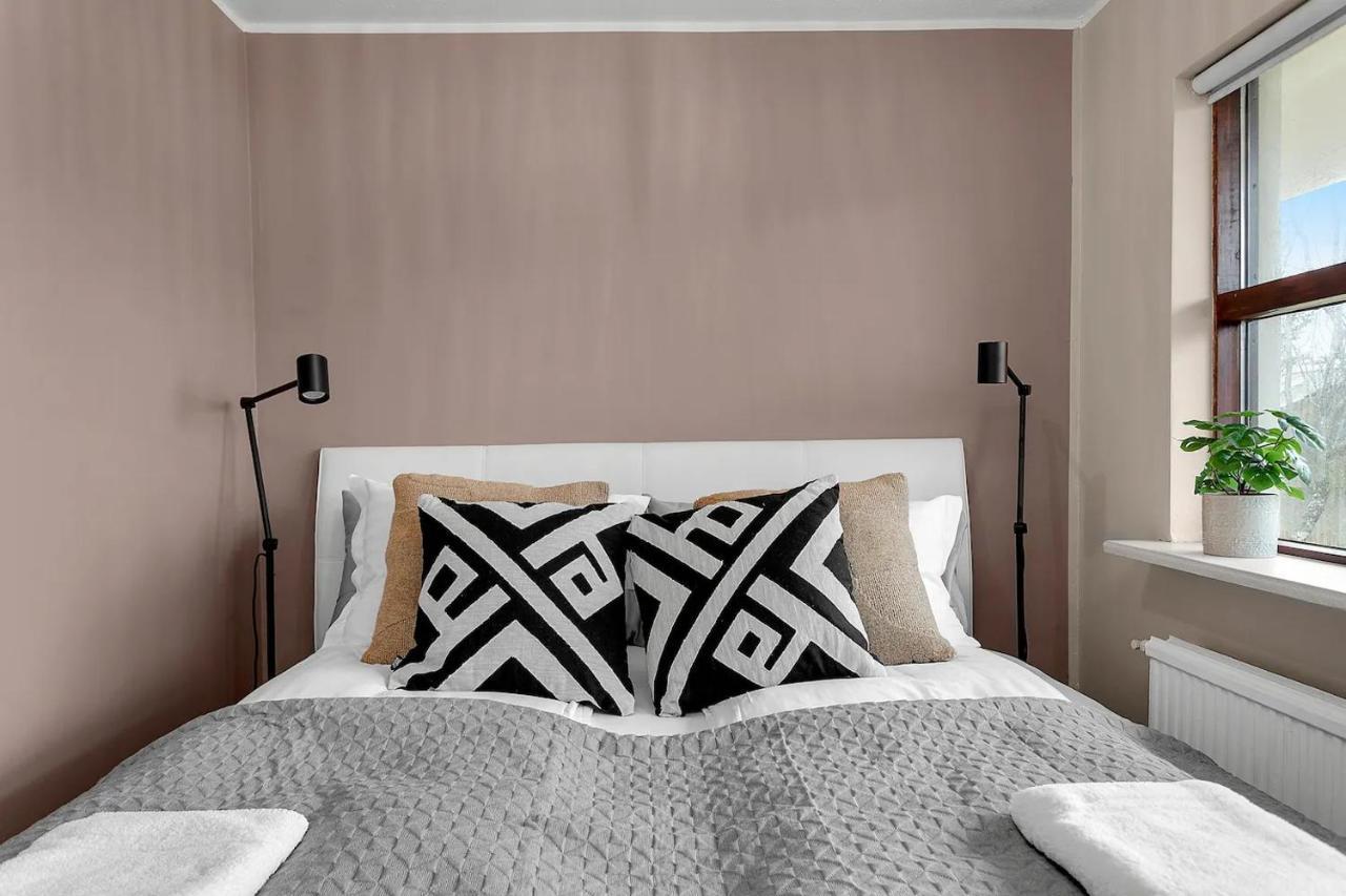 Venture Vacation-restful Retreat In The Suburbs Apartment Reykjavik