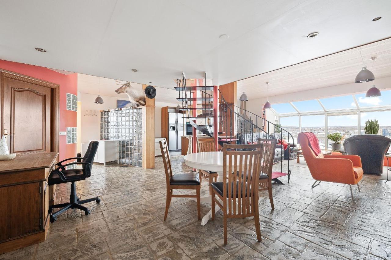 Jaw-dropping Views, Spot. Apartment