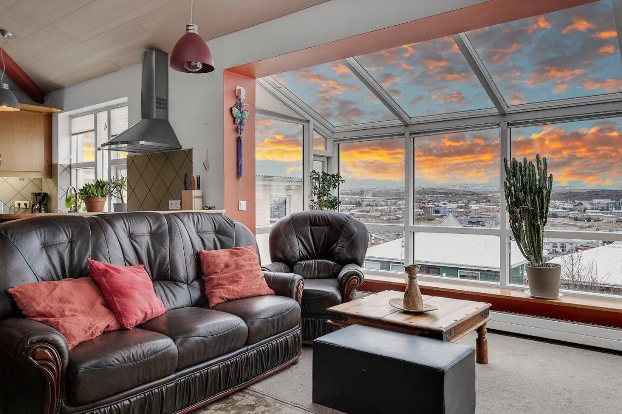 Jaw-dropping Views, Spot. Apartment Reykjavik