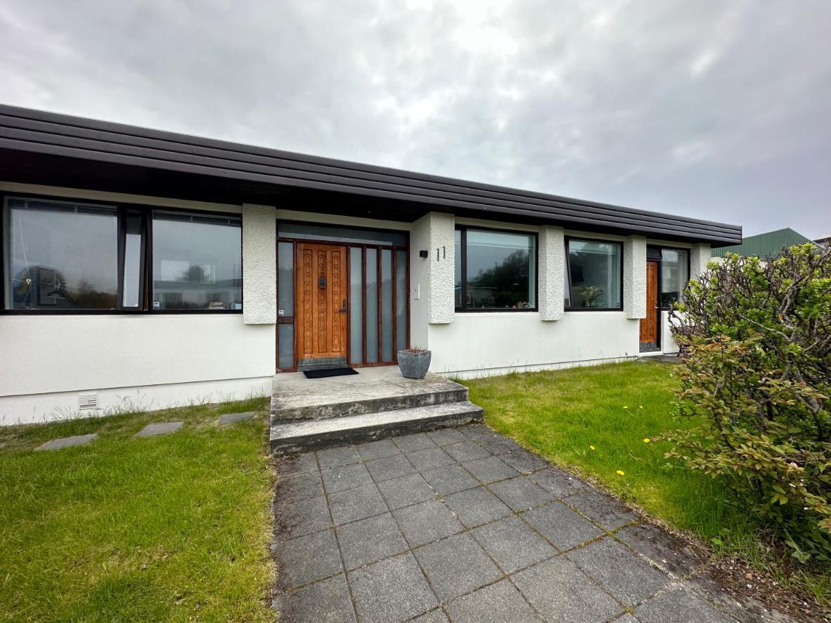 Holiday home Modern And Stylish House In Heart Of