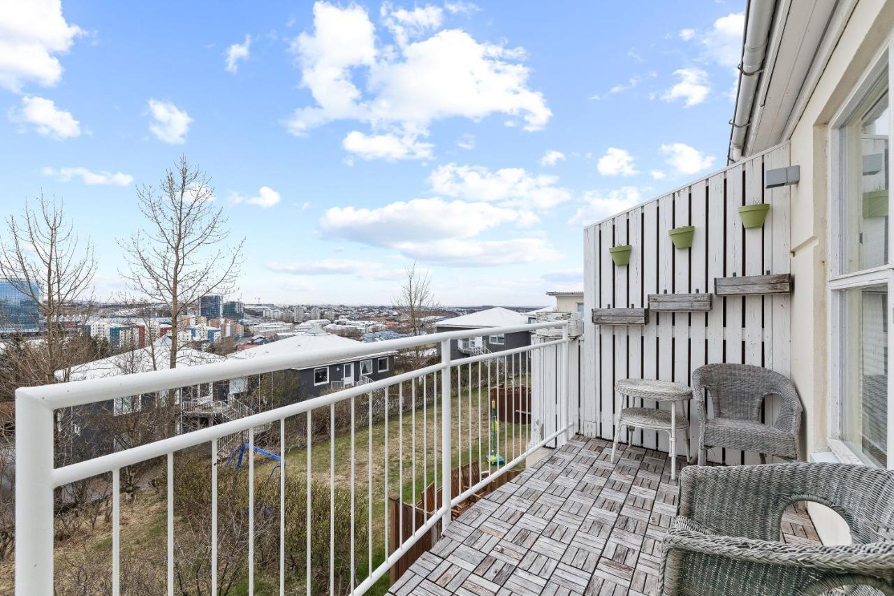 Apartment Jaw-dropping Views, Spot.