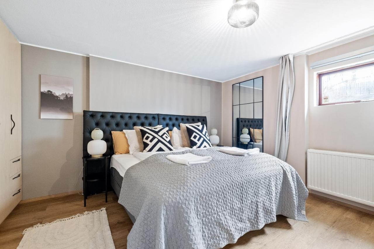 Venture Vacation-restful Retreat In The Suburbs Reykjavik