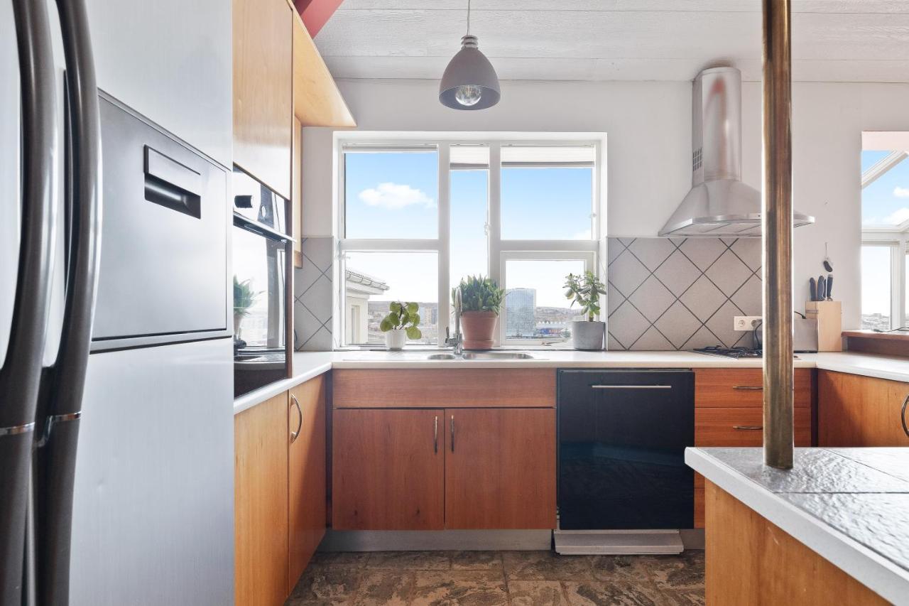 Jaw-dropping Views, Spot. Apartment *