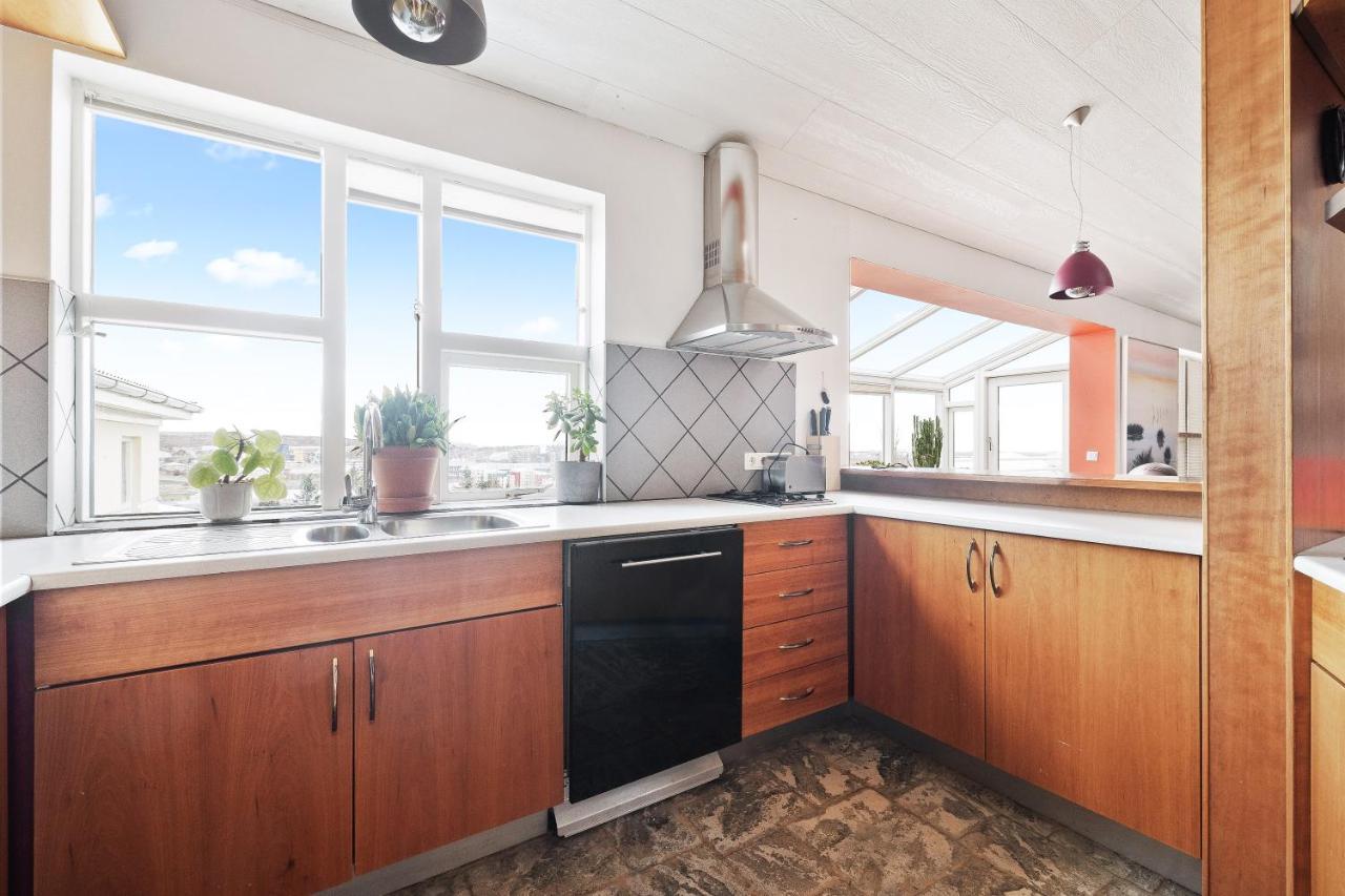 Apartment Jaw-dropping Views, Spot.