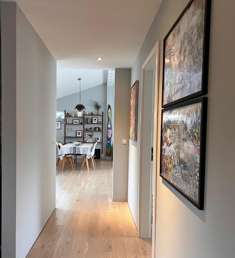 Beautiful 3 Bedroom Modern House With Patio Reykjavik