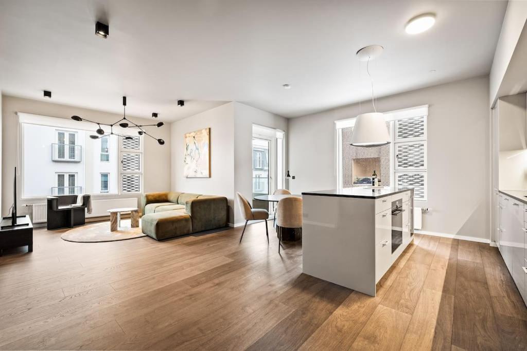 Apartamento Private Lux 2br & 2ba Center With Free Parking