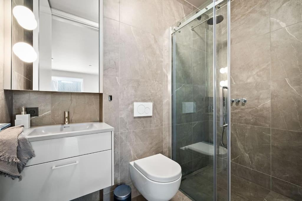 Private Lux 2br & 2ba Center With Free Parking Apartamento Reikiavik