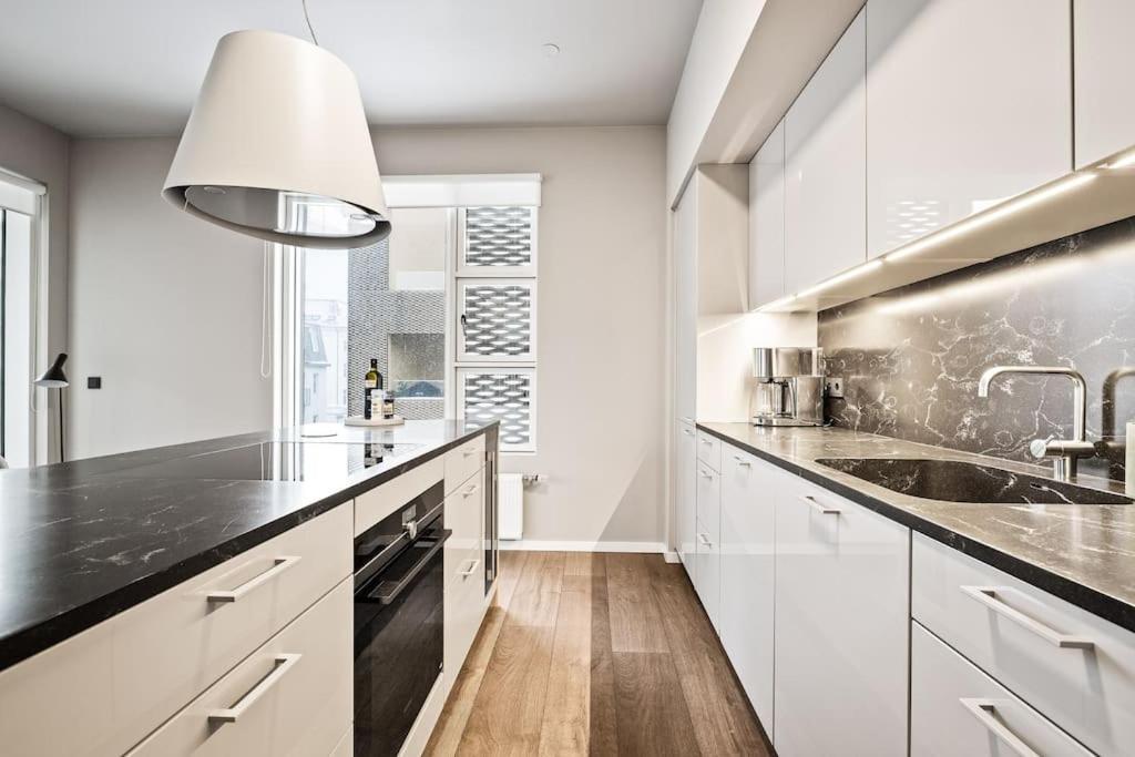Private Lux 2br & 2ba Center With Free Parking Apartamento Reikiavik