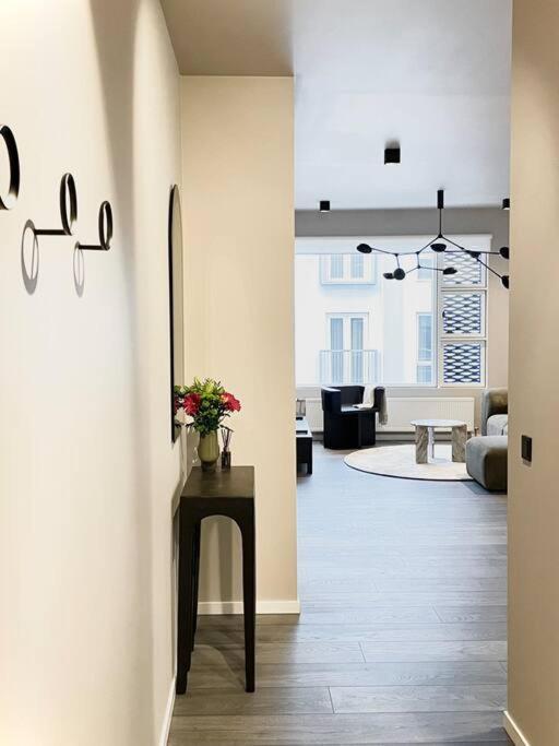 Private Lux 2br & 2ba Center With Free Parking Reikiavik