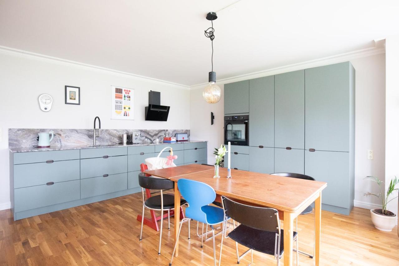 Apartment Bright Near Center *