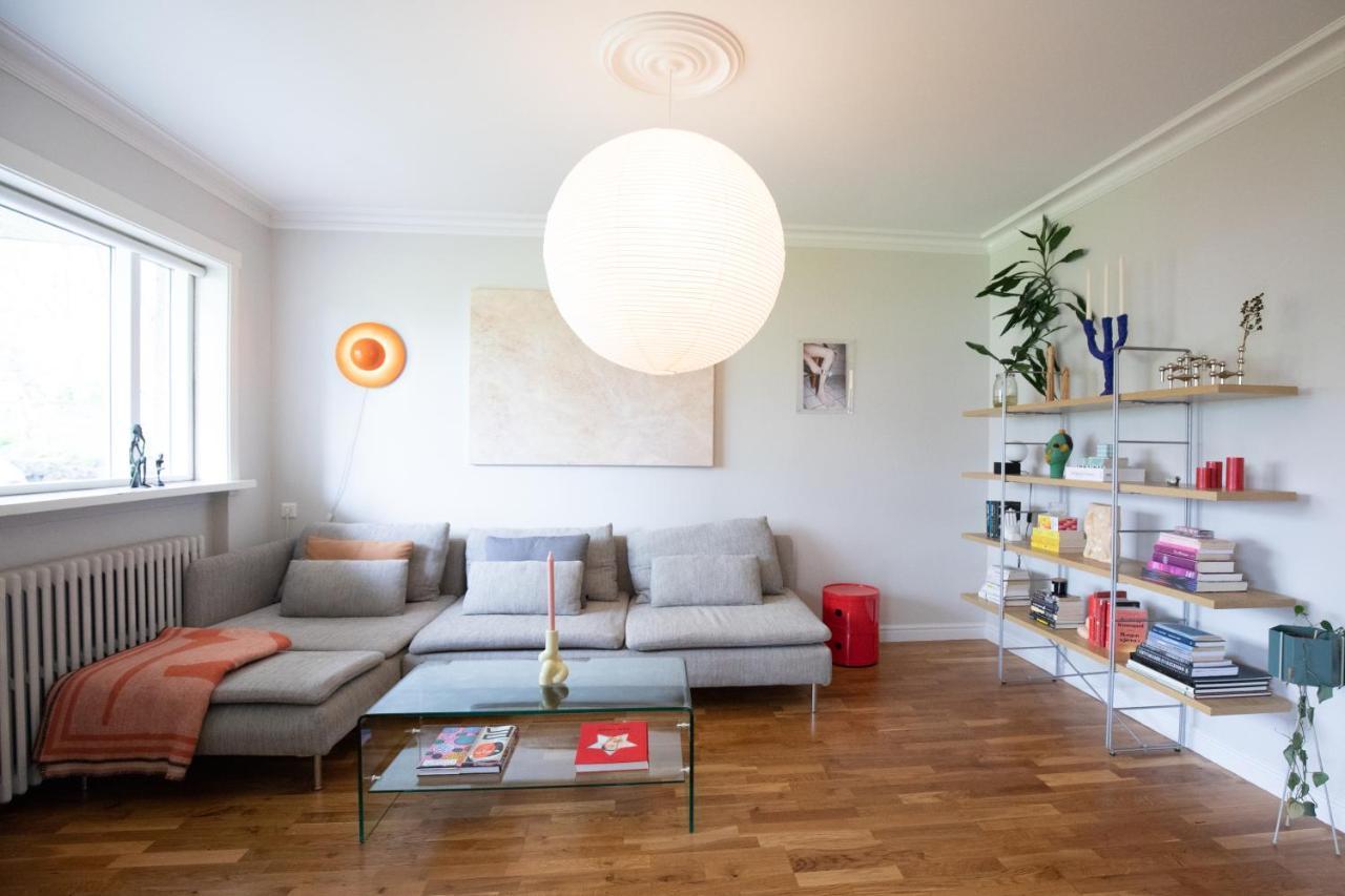 Apartment Bright Near Center *