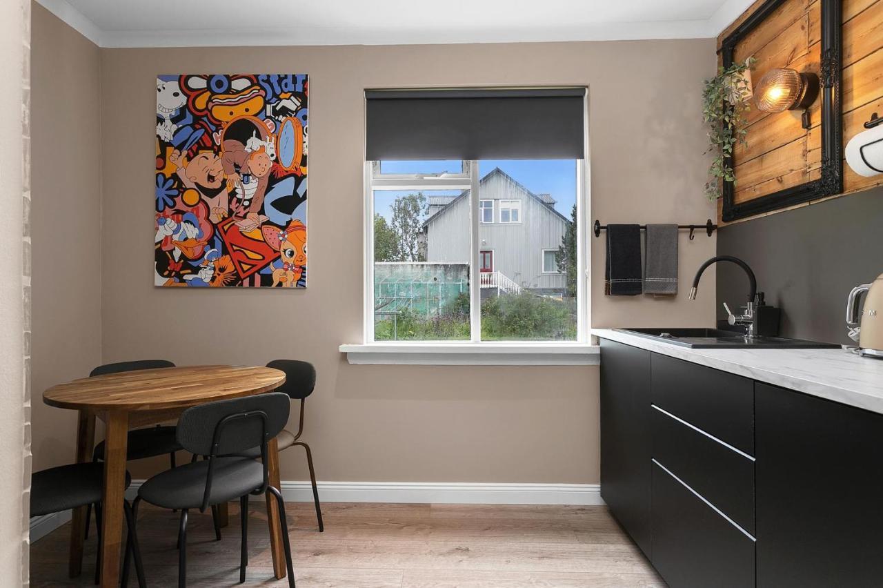 Bright And Elegant Apartment Reykjavik
