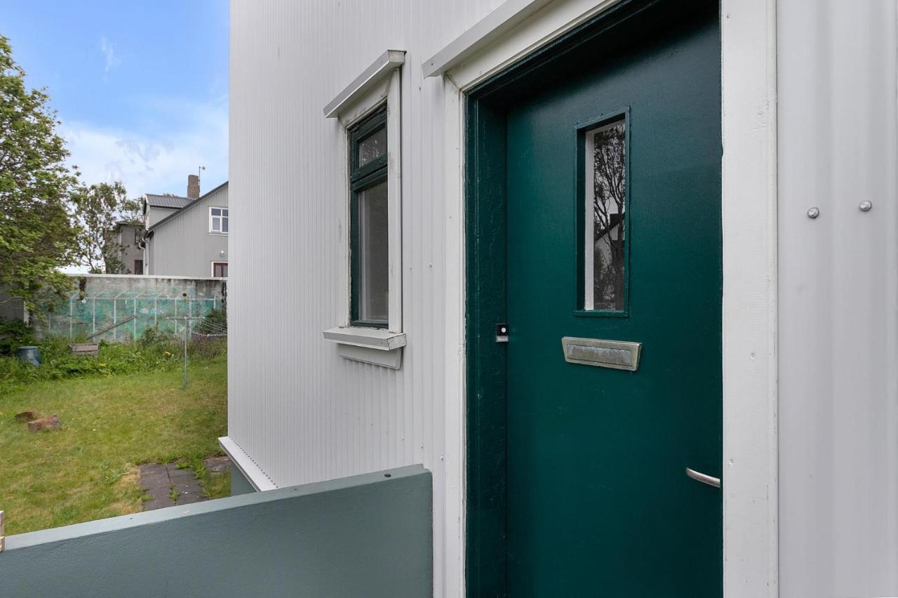 Bright And Elegant Apartment Reykjavik