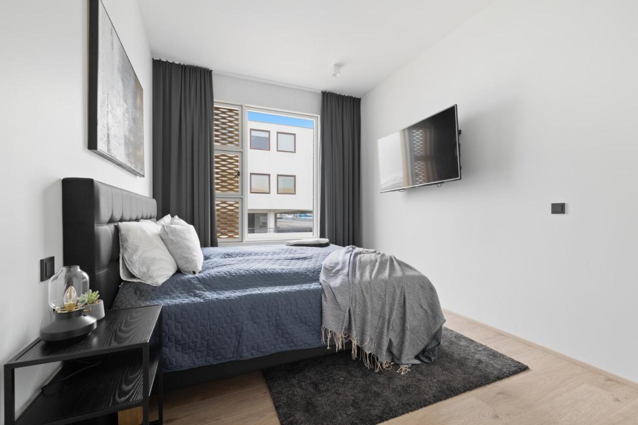 Stylish & Comfy Center Oasis Apartment