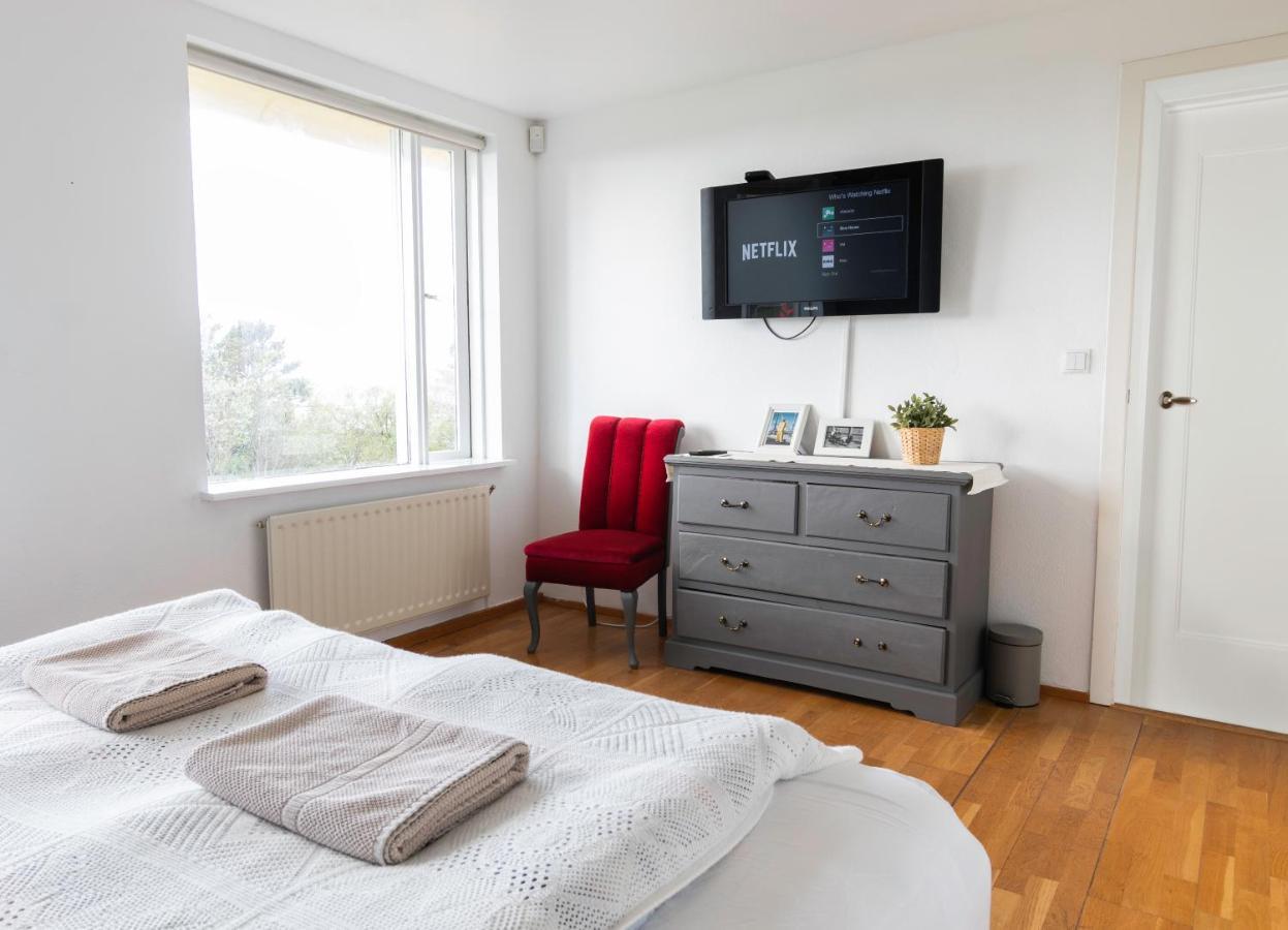 Bed & Breakfast Blue House Seltjarnarnes