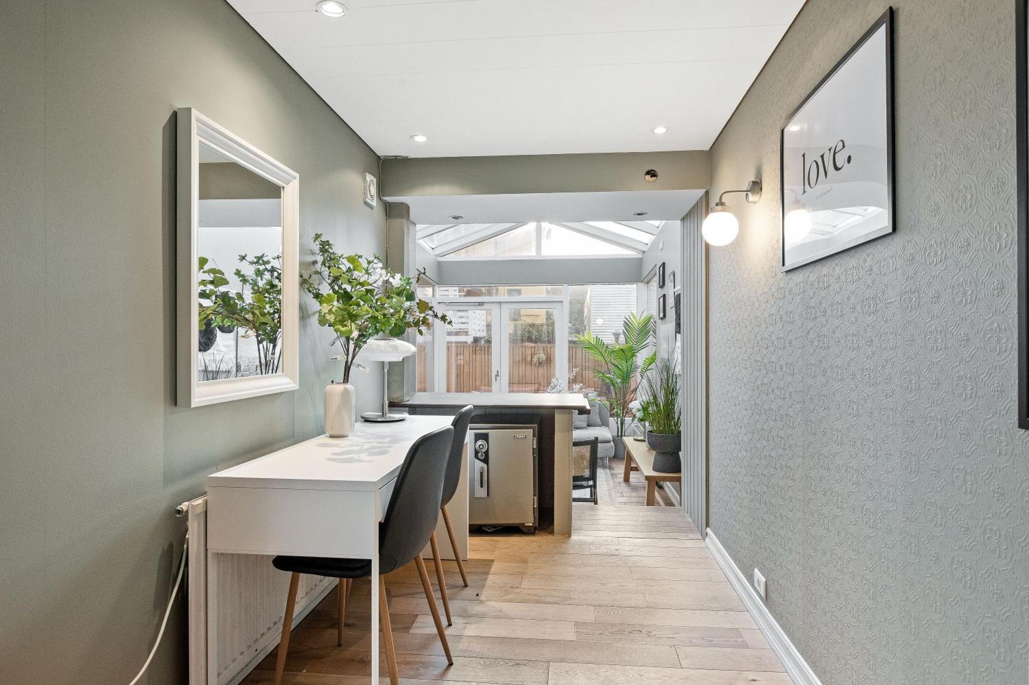 Holiday home Massive In Downtown With A Sauna