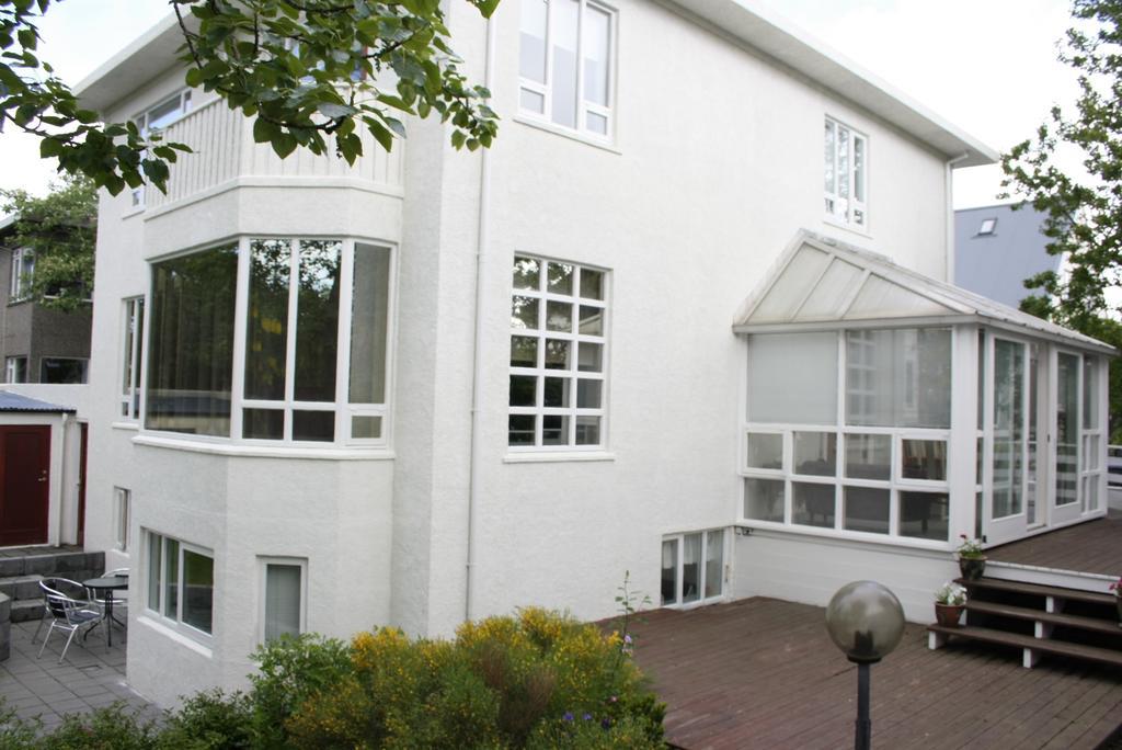 Baldursbra Tjarnargata Guest house 2*