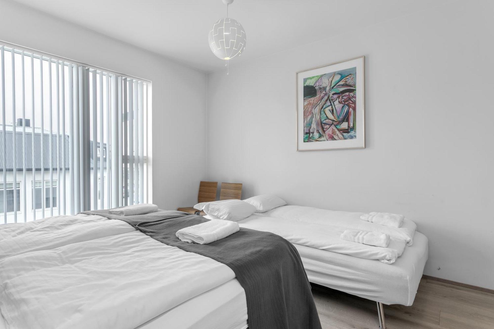 Venture Vacation-king Bed, With Free Parking Reykjavik