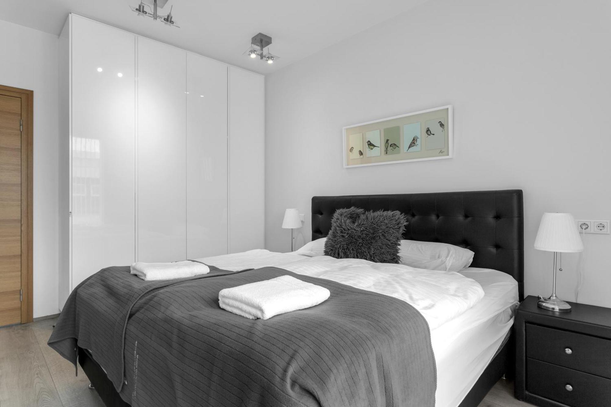 Apartment Venture Vacation-king Bed, With Free Parking