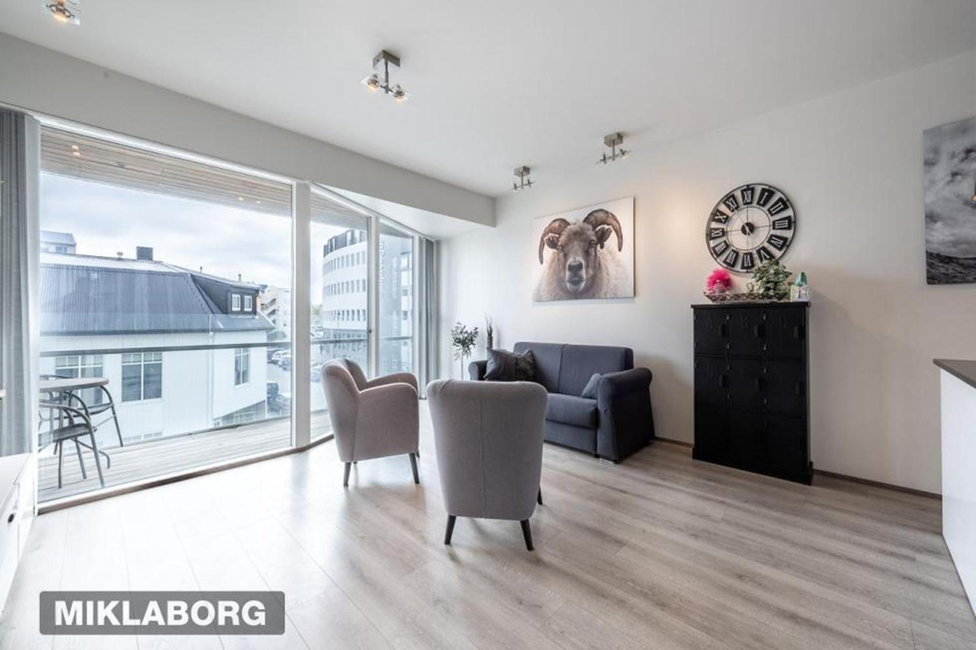 Apartment Venture Vacation-king Bed, With Free Parking Reykjavik