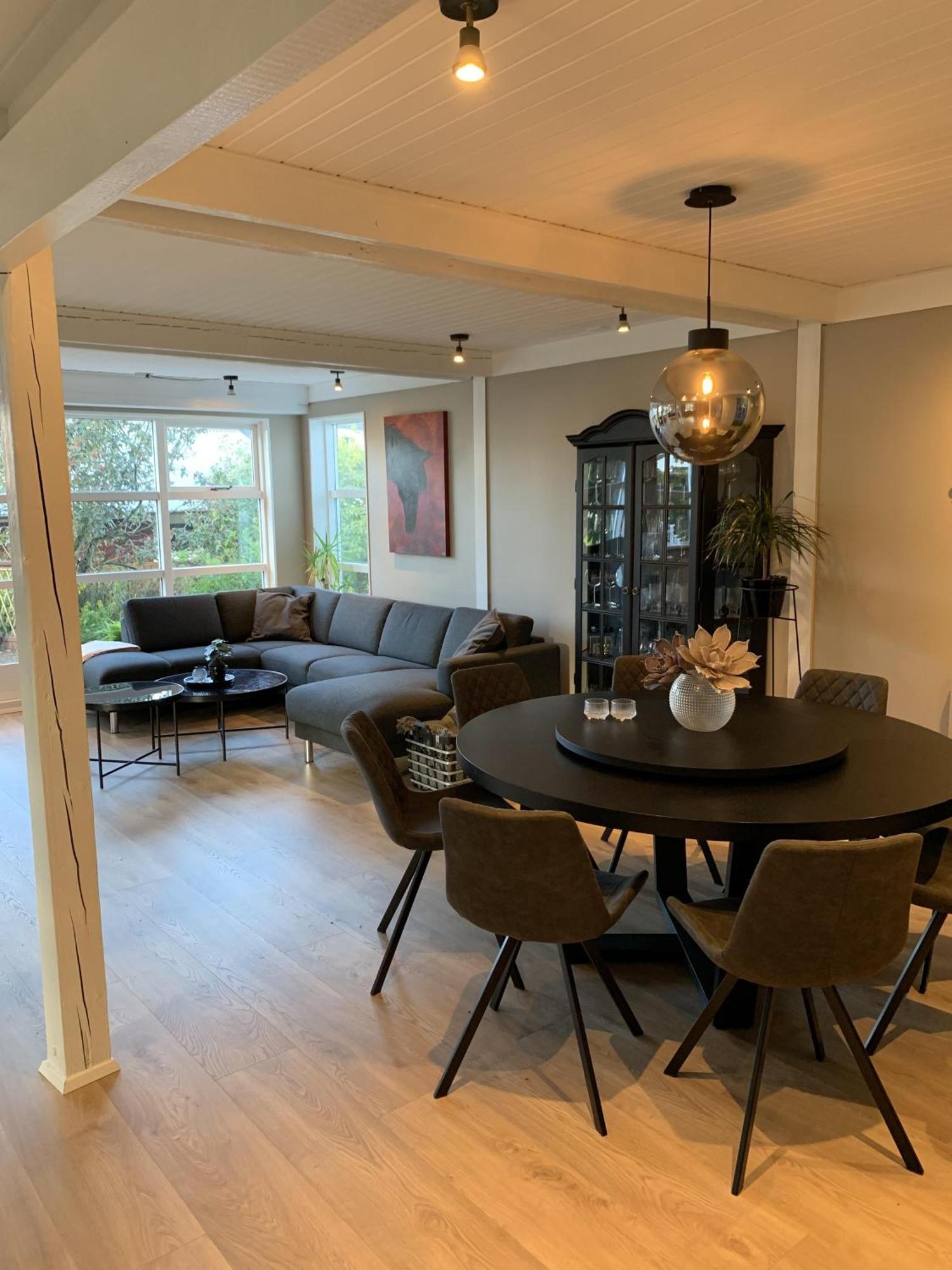 Great 8 Person House Free Use Of Car! Ferienhaus *
