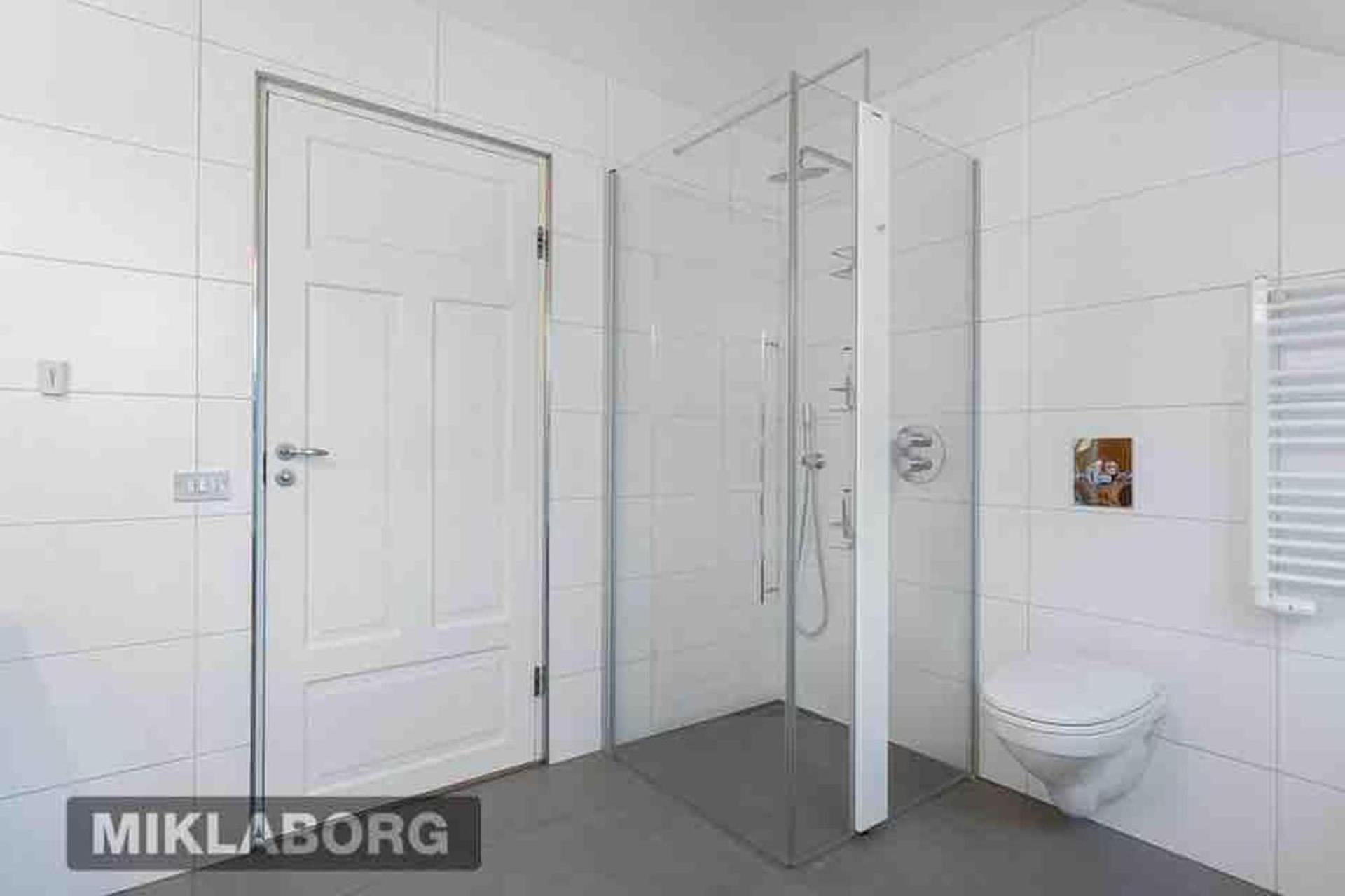 Great 8 Person House Free Use Of Car! * Reykjavík