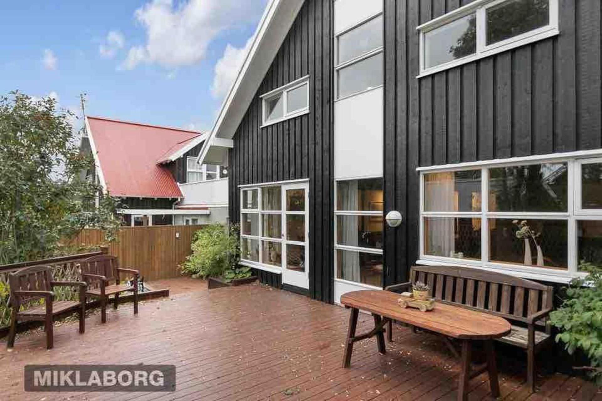 Great 8 Person House Free Use Of Car! Reykjavík