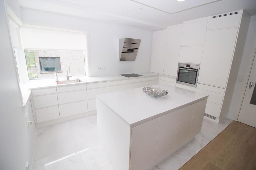 Sunny Family Apartment *