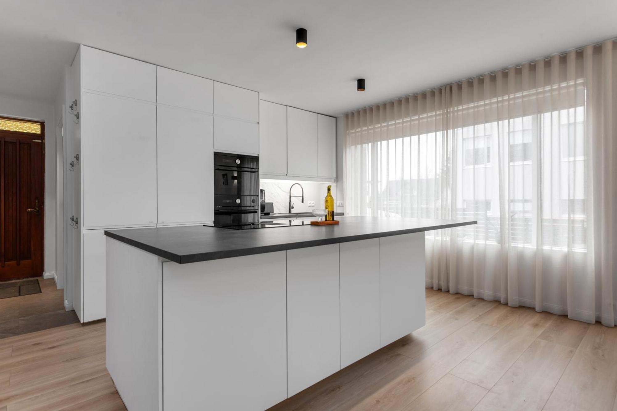 Apartment Stylish 3br Reykjavik