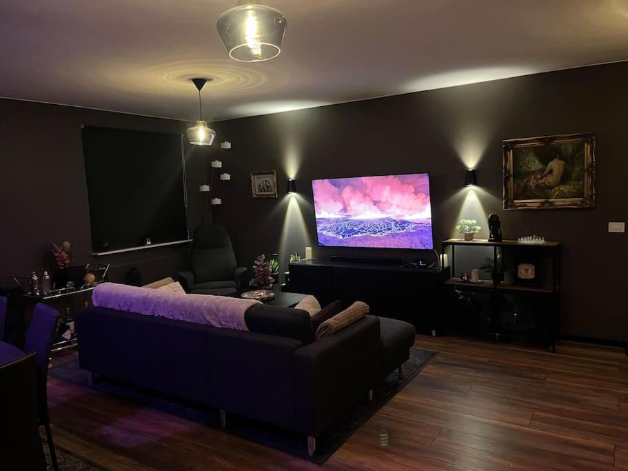 Apartment Luxurious In Reykjavik