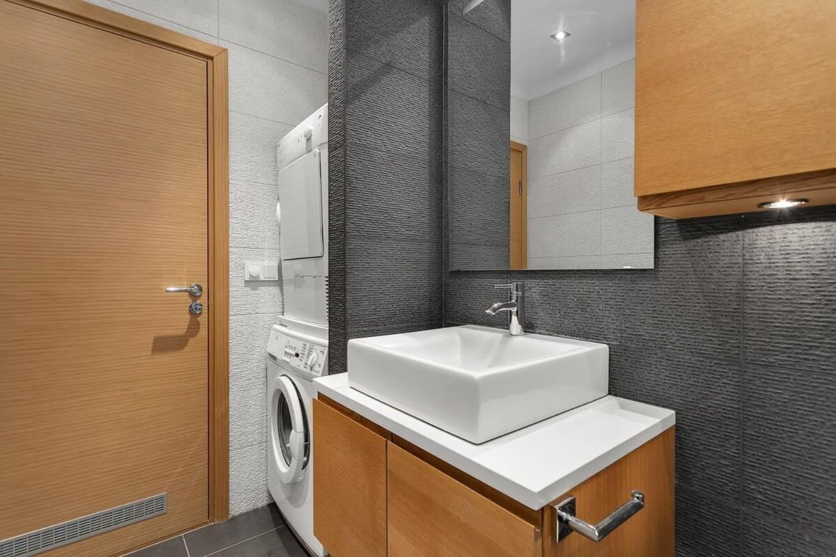 Centrally Located Modern 1br * Reykjavik