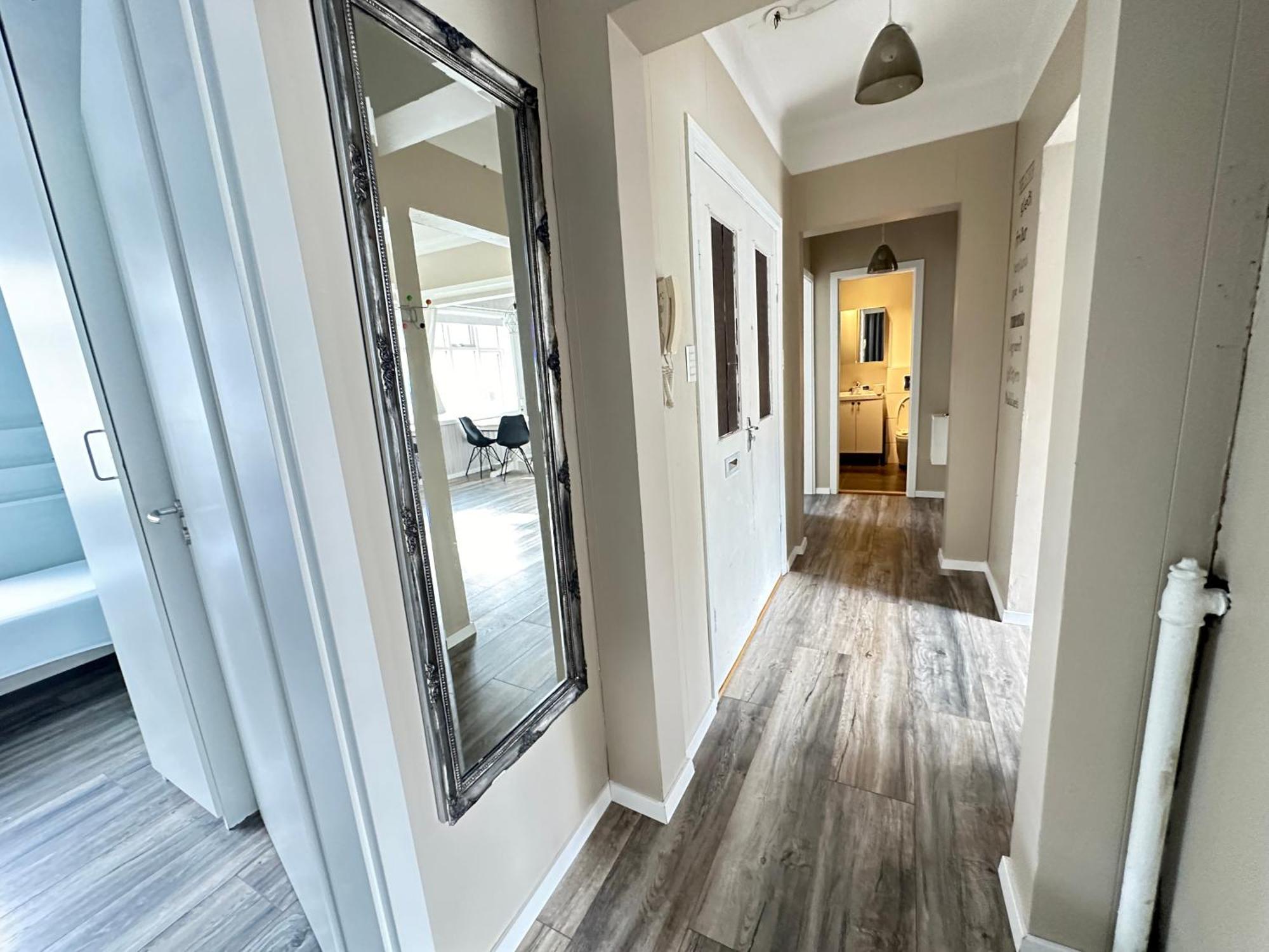 Apartment Njalsgata 80, Downtown - Birta Reykjavik