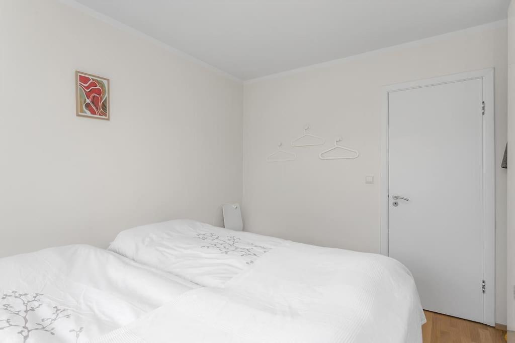 Good Location And Lovely In Apartment *