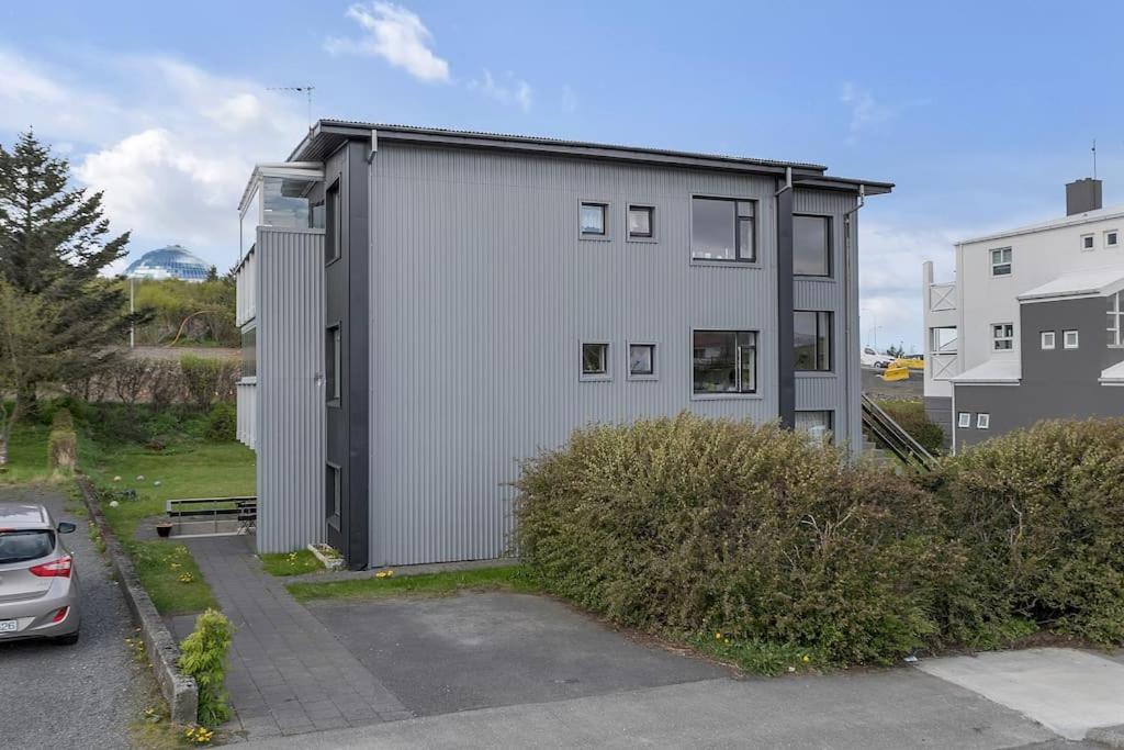 Good Location And Lovely In Apartment Reykjavik