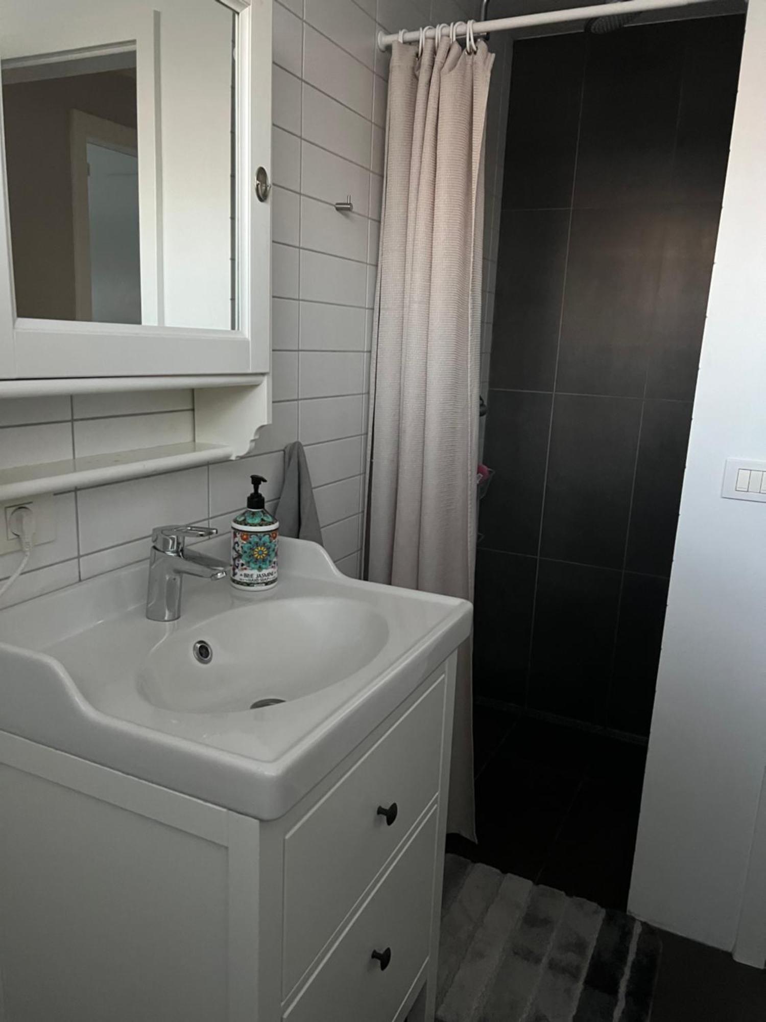 Family Apartment *