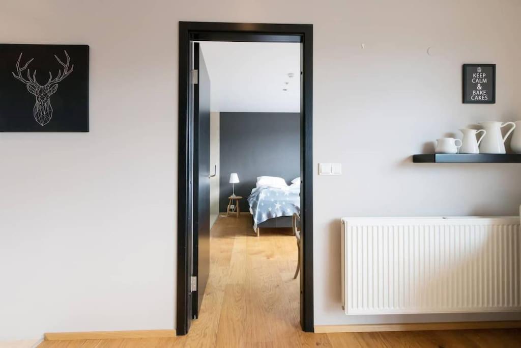 Apartment Luxury Apartment, Prime Location