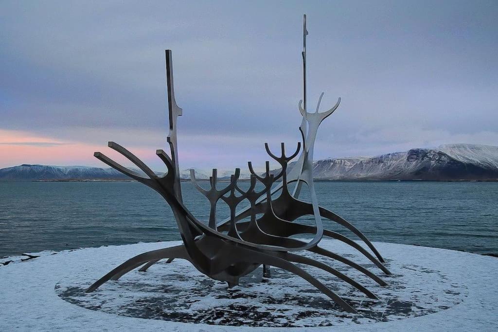 Luxury Apartment, Prime Location * Reykjavík