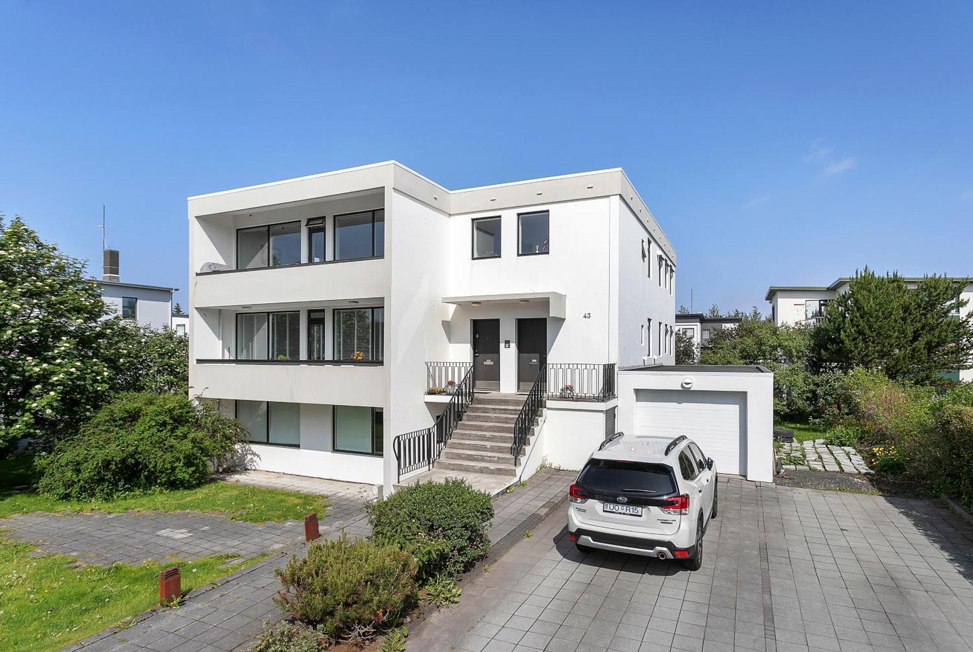 Modern In Safamyri In - Birta