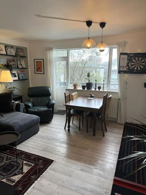 Apartamento Lovely Downtown Apartment,great Location